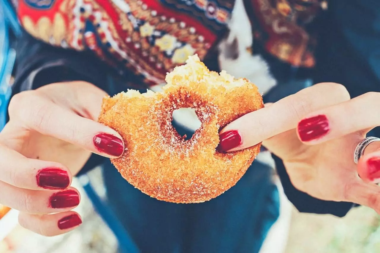 10 Tips to Kick Your Sugar Cravings