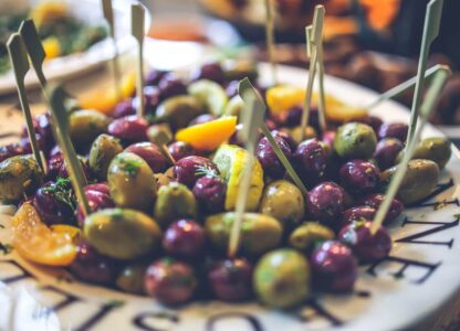 Olive Leaf Extract Battles Sugar Cravings