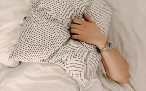 3 Reasons You Can’t Fall Asleep