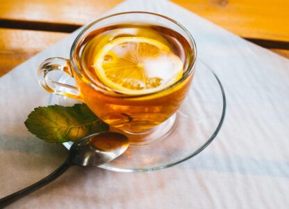 6 natural ways to beat the bloat