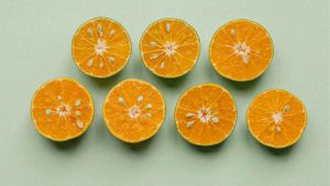 orange slices spread out