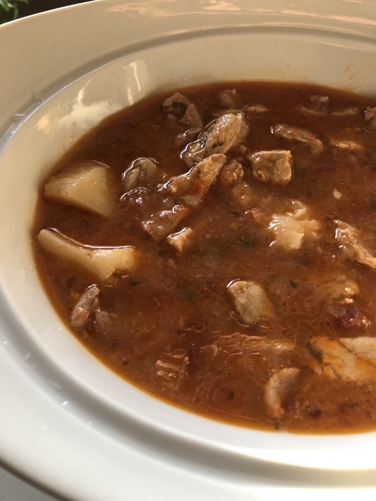 Pollo Guisado